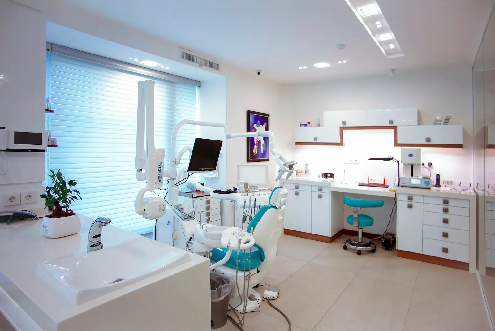A modern dental treatment room